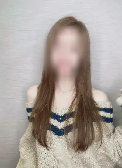 Aleksandra, 28