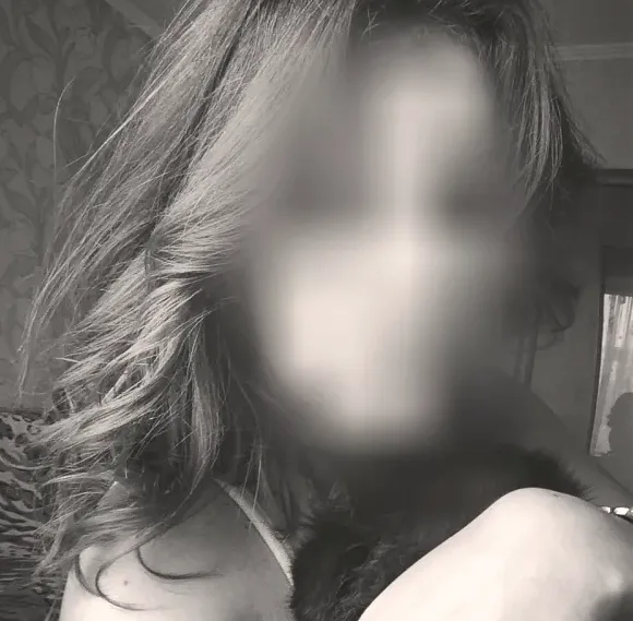 Amalie, 28