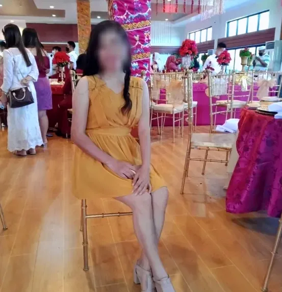 Ella, 34