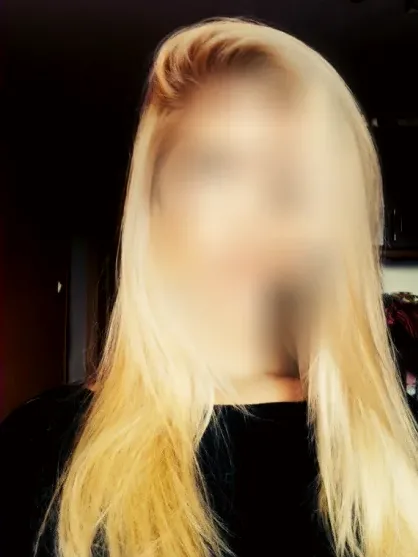 Jasmin, 28