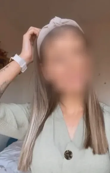 Jasmin, 26