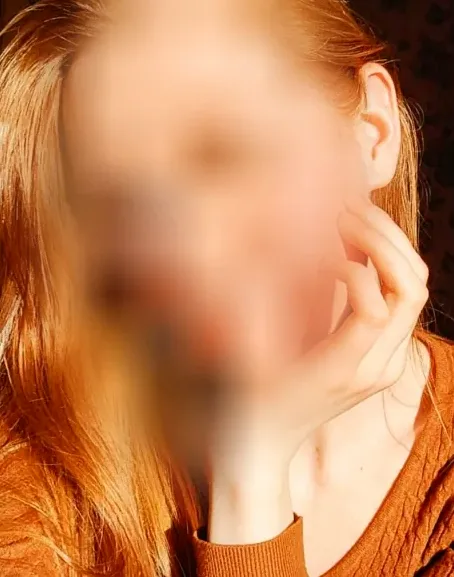 Jasmin, 29