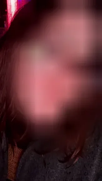 Jette, 24