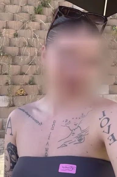 Karla, 29