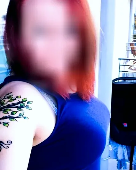 Nicoline, 38