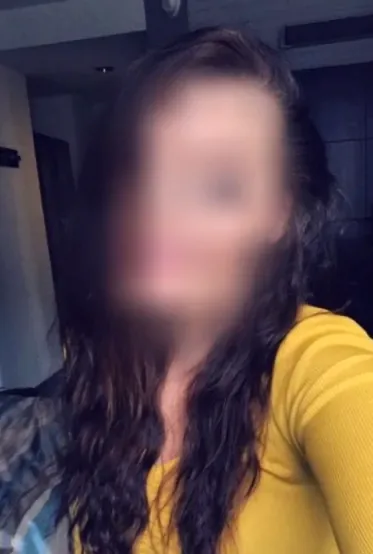 Nicoline, 35