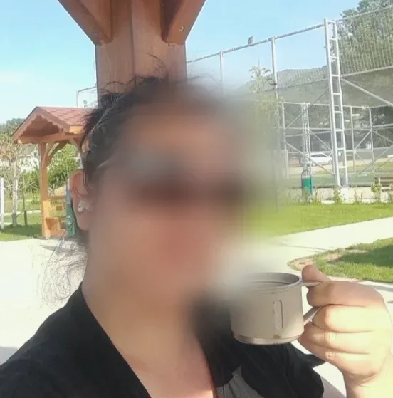 Zeynep, 34